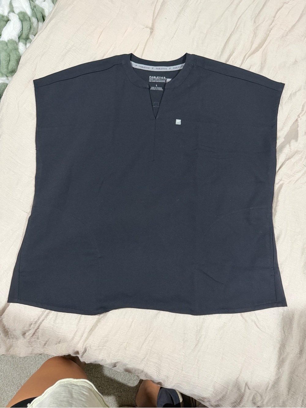 Figs Scrub Top